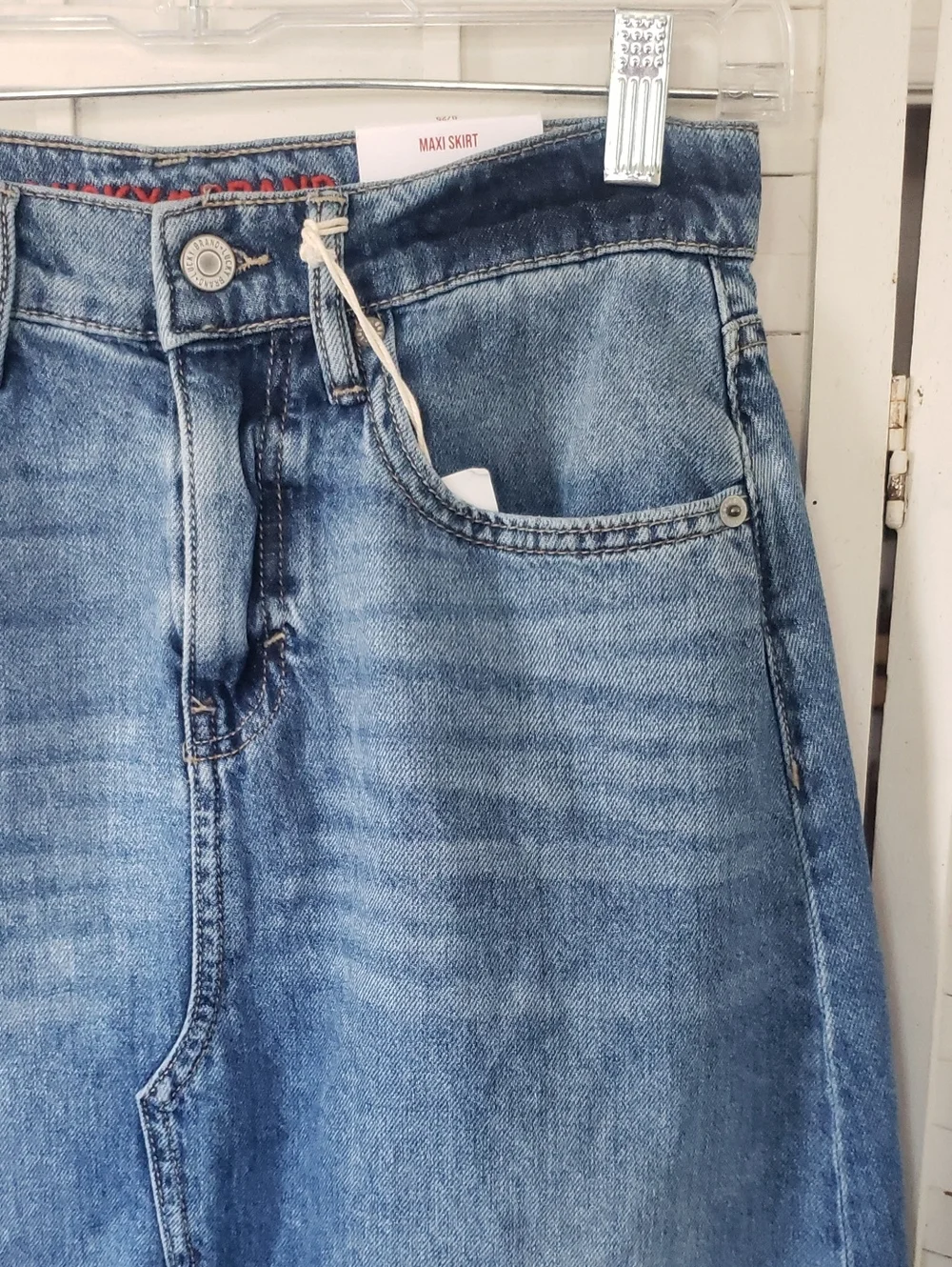 Lucky Brand Faded Blue Denim Maxi Skirt with Front Slit Size 25 New